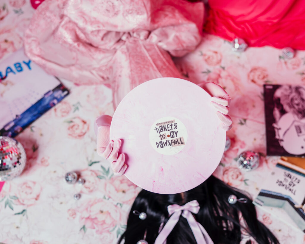 Senior session inspired by student’s passion for music