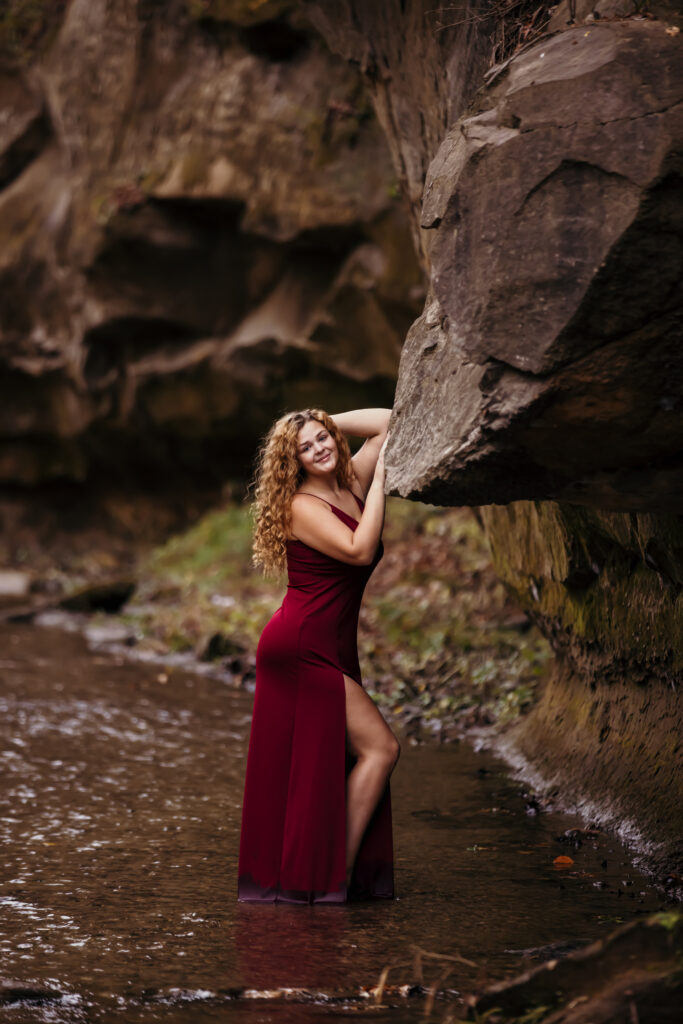 Kansas City senior photos with stylish high school senior outdoors