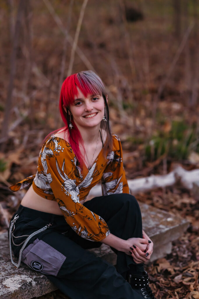 Kansas City senior photos at Anita B Gorman Conservation Discovery Center