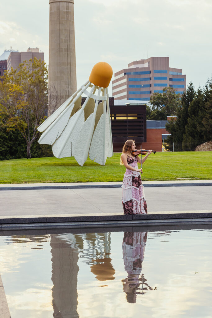 Senior portraits with violin at Nelson Atkins Museum Kansas City