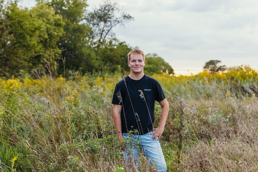 High school senior boy casual outfit